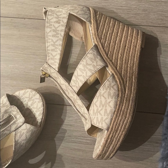 Authentic MK Wedges - Picture 2 of 4
